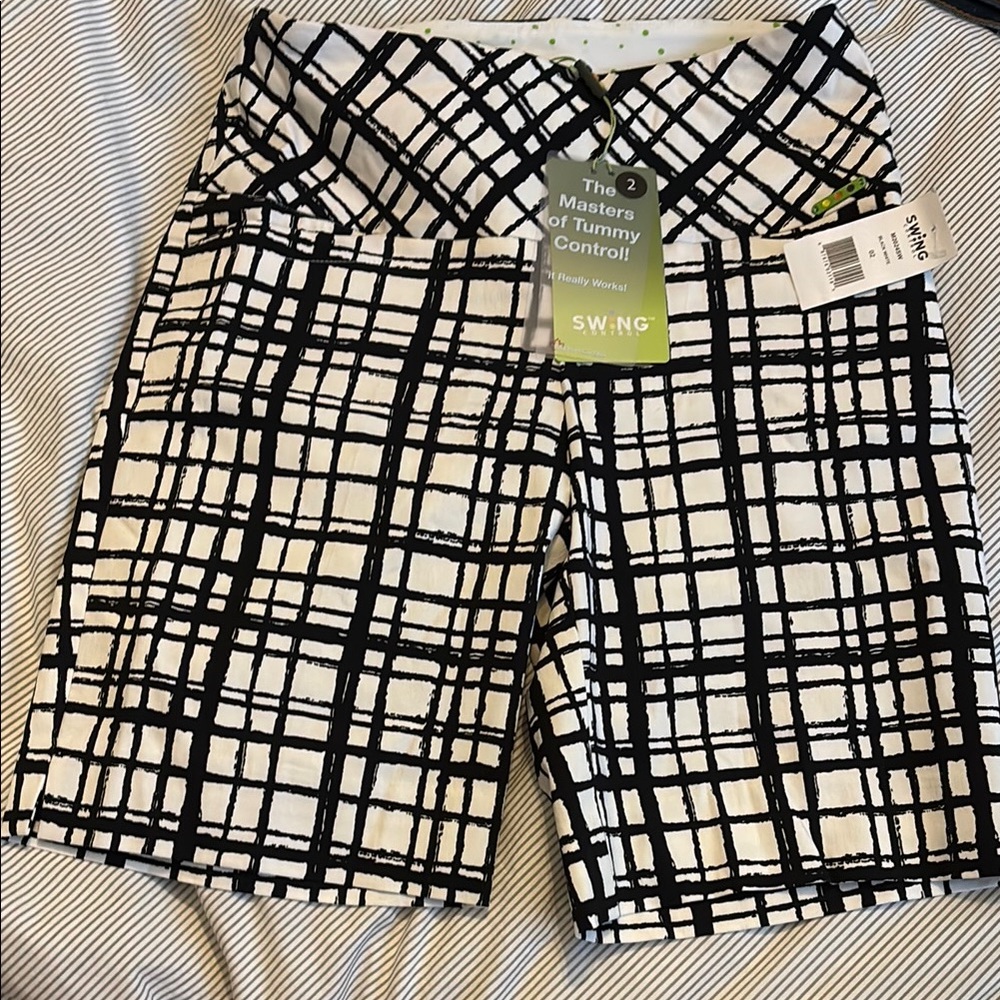 ⛳️ Swing Control Bermuda gold short